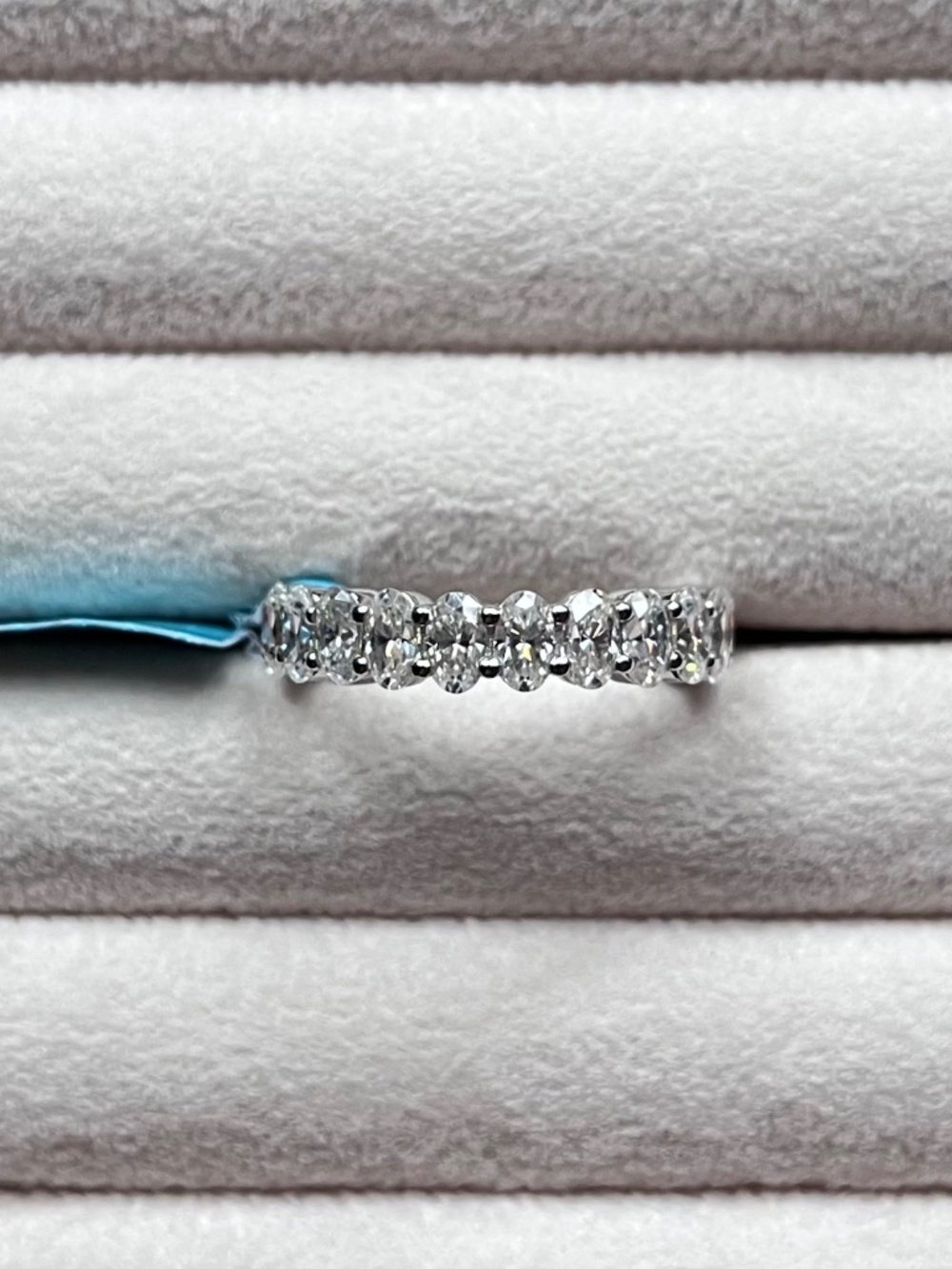 R120 | Oval-Cut Moissanite Eternity Band